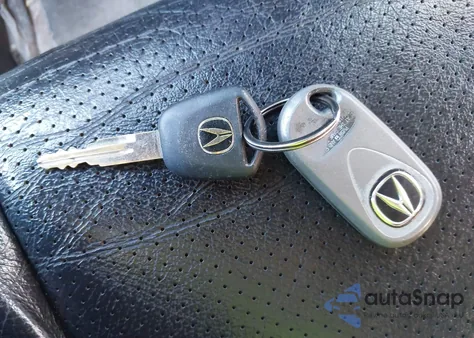 2008 Acura Tsx from USA, damaged, VIN JH4CL968X8C010792